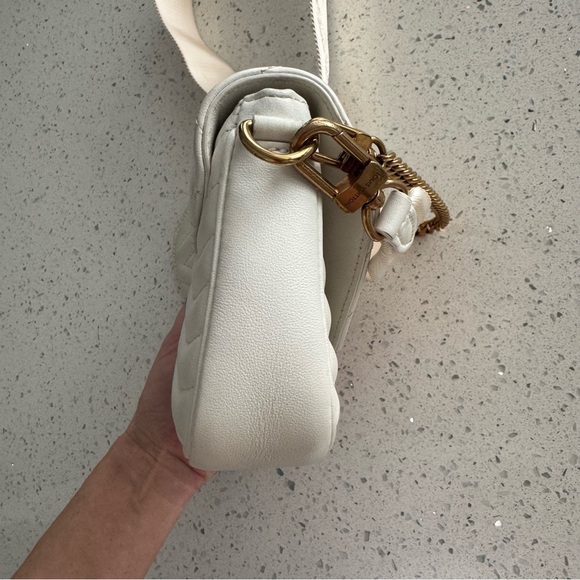 Louis Vuitton White Quilted Bag with Gold Accents - Picture 7 of 15